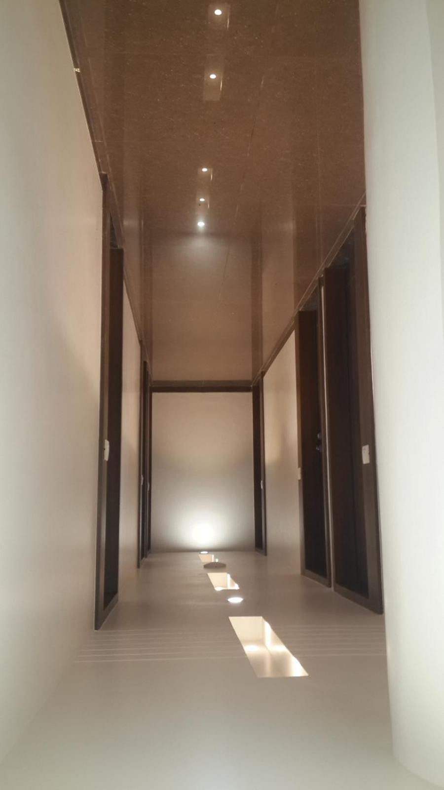 Hotel Zenith Сурат Екстер'єр фото