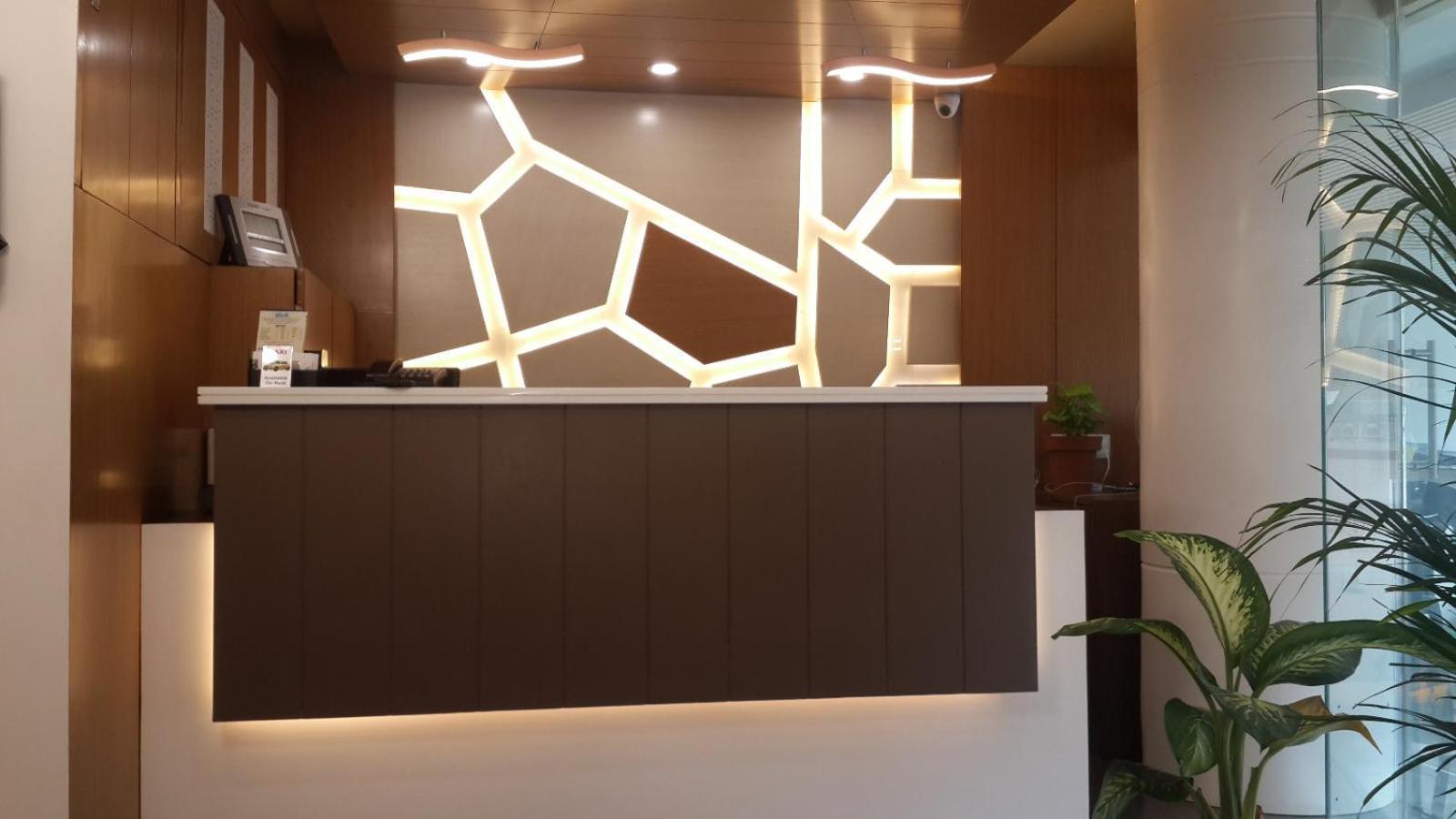 Hotel Zenith Сурат Екстер'єр фото